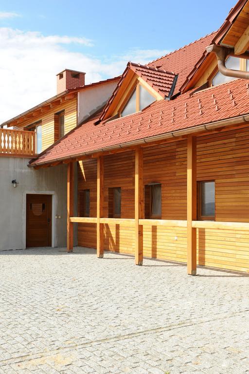 Ranc Milovice Hotel Milovice  Exterior foto